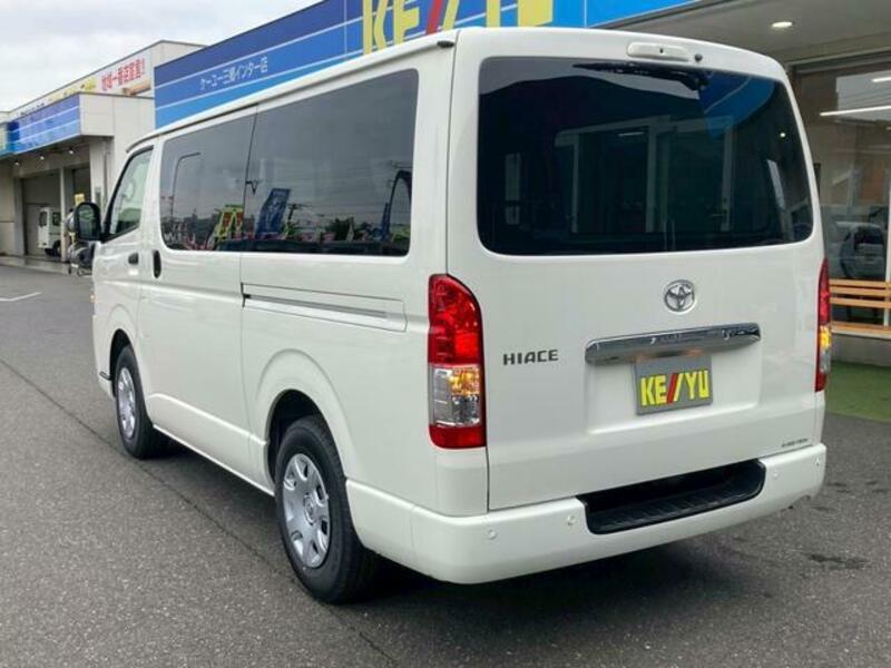 HIACE VAN