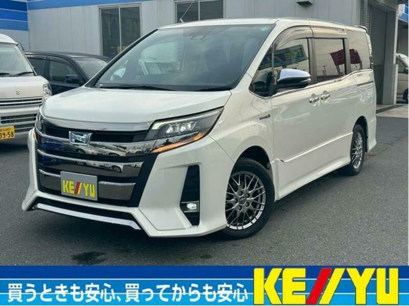 TOYOTA NOAH