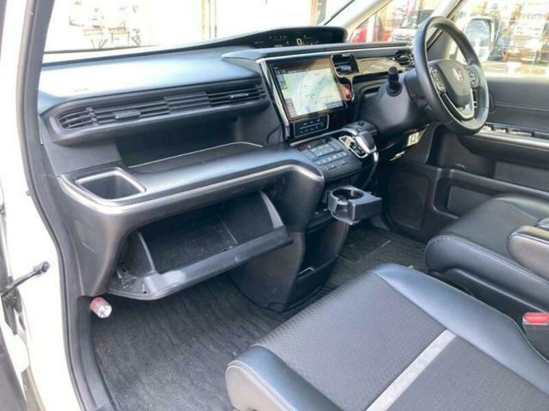 STEPWAGON SPADA