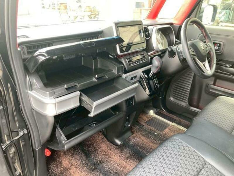 SPACIA CUSTOM