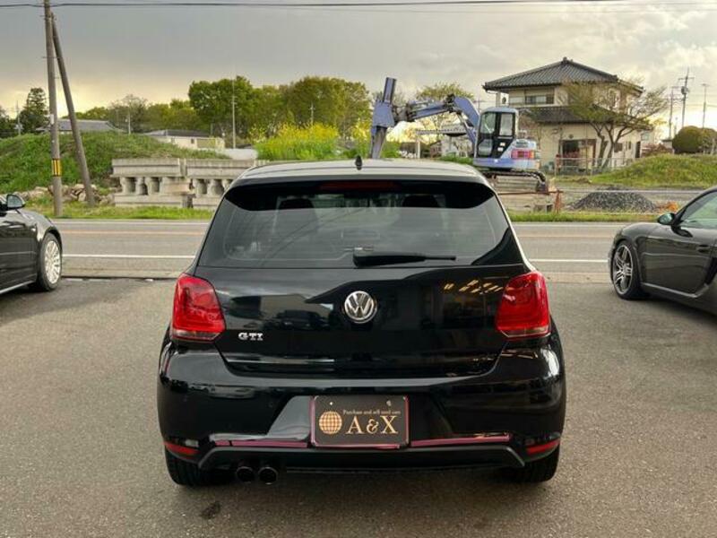 POLO