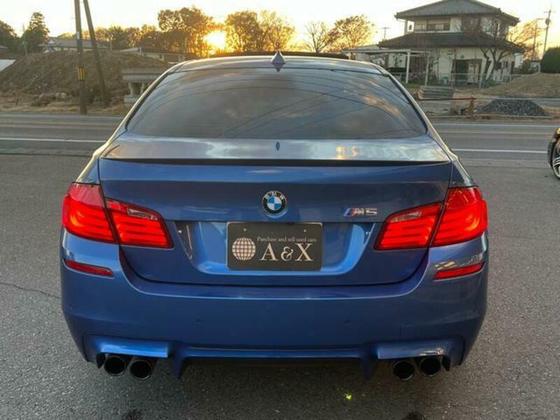 M5