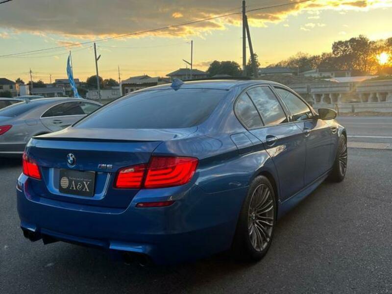 M5