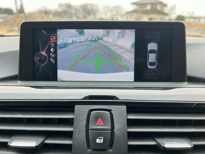 4 SERIES