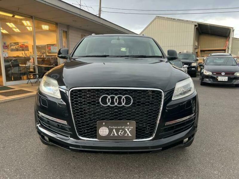 Q7