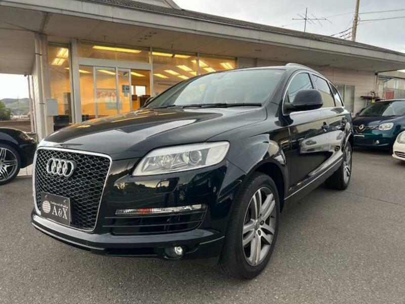 Q7