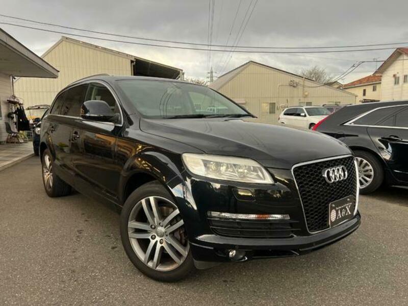 Q7