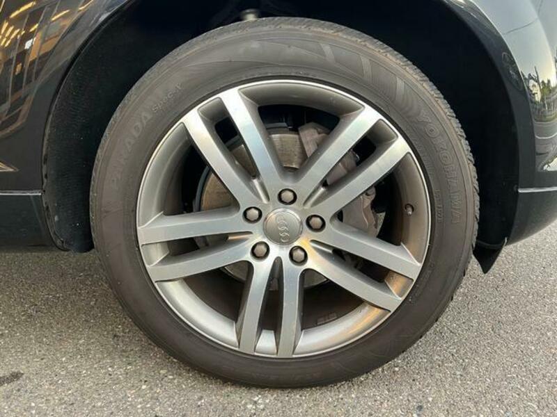 Q7