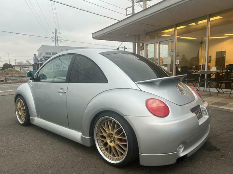NEW BEETLE