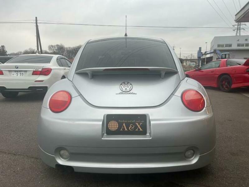 NEW BEETLE