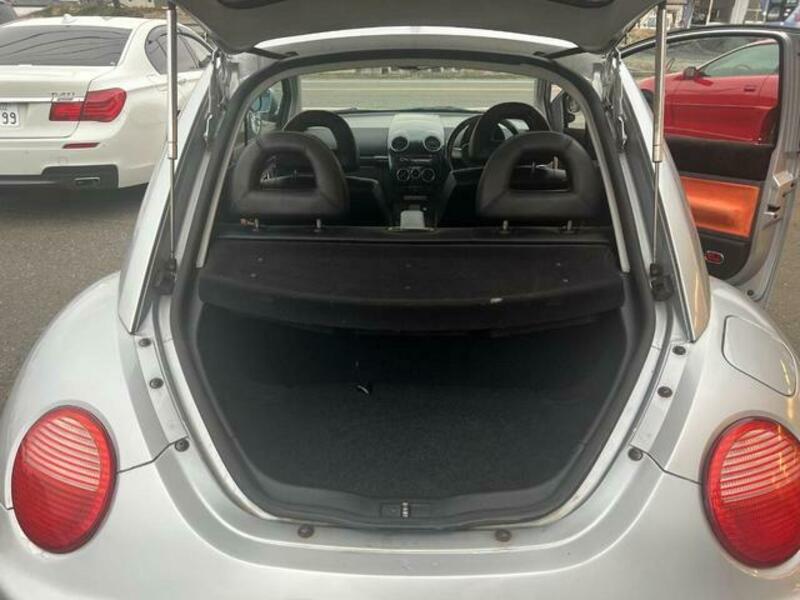 NEW BEETLE