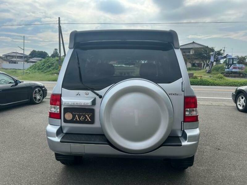 PAJERO IO