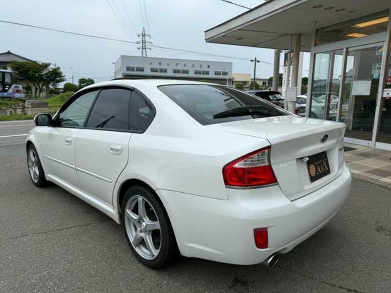 LEGACY B4