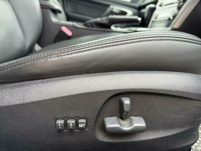 LEGACY B4
