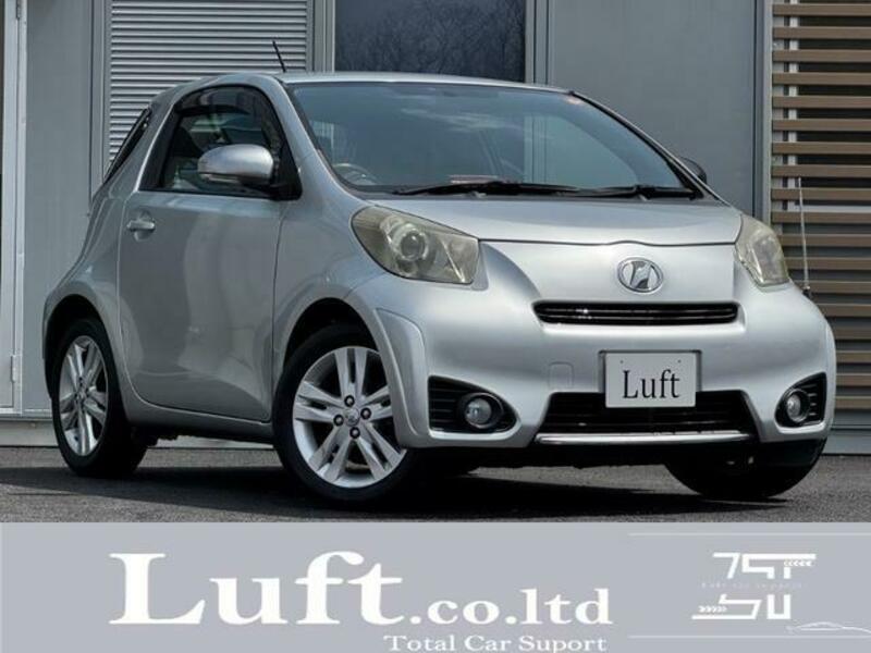 TOYOTA IQ