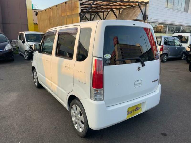WAGON R