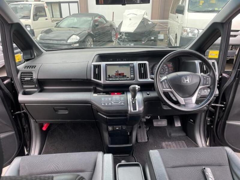 STEPWAGON SPADA