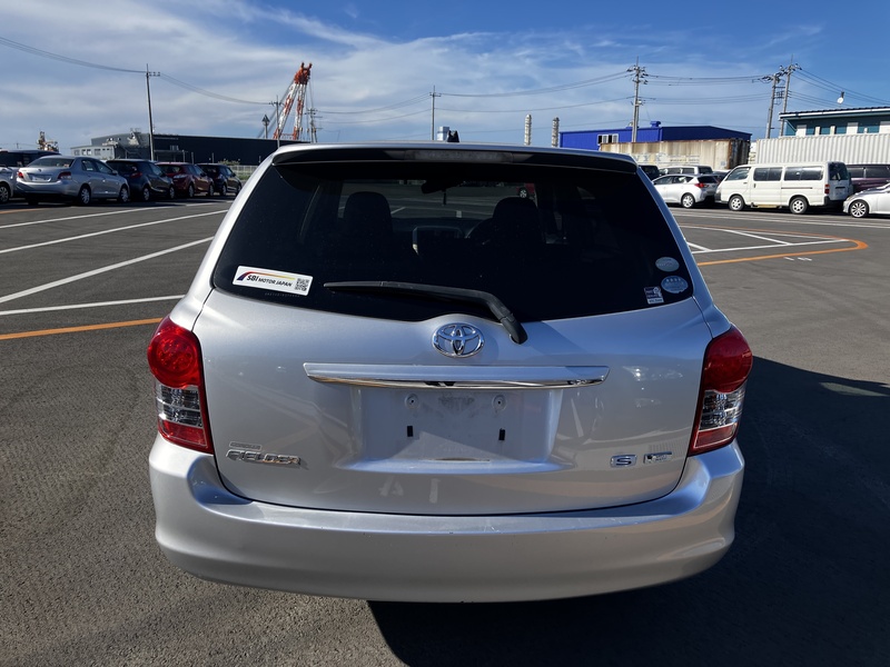 COROLLA FIELDER