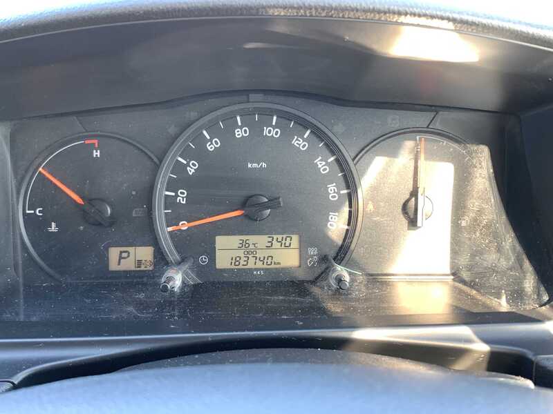 HIACE VAN