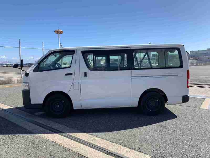 HIACE VAN