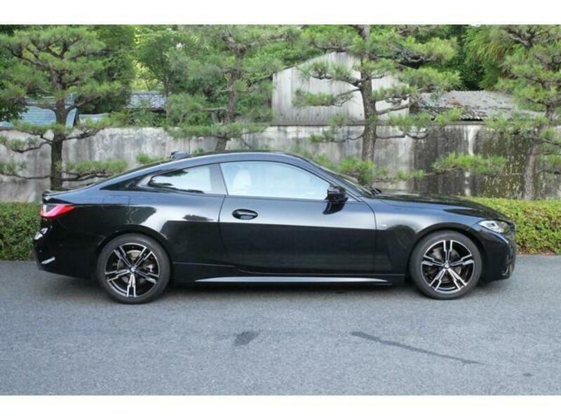 4 SERIES
