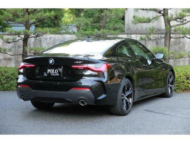 4 SERIES