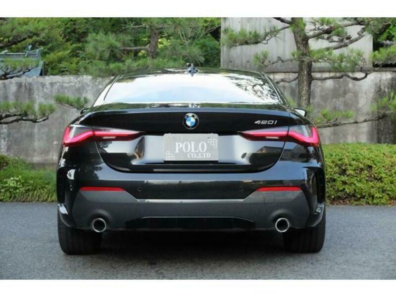 4 SERIES