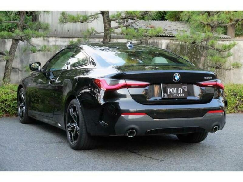 4 SERIES