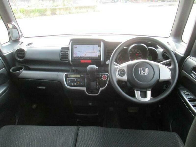 N BOX