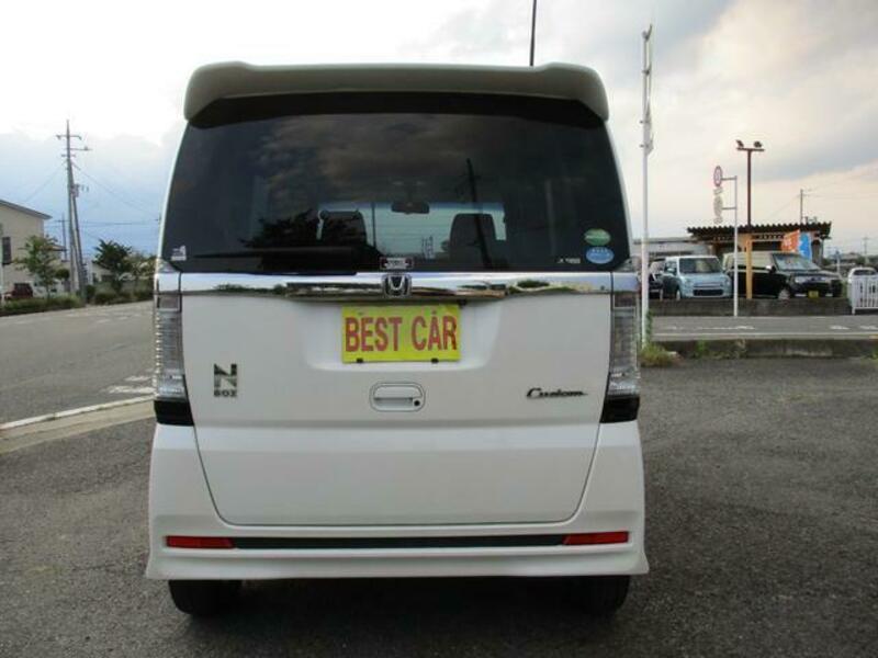N BOX CUSTOM