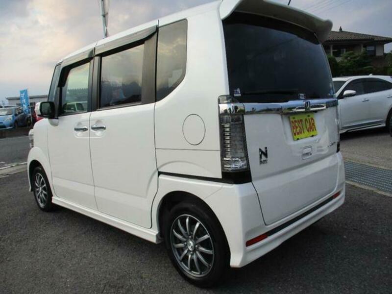 N BOX CUSTOM