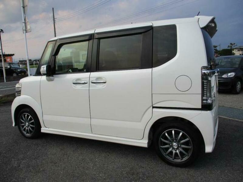 N BOX CUSTOM