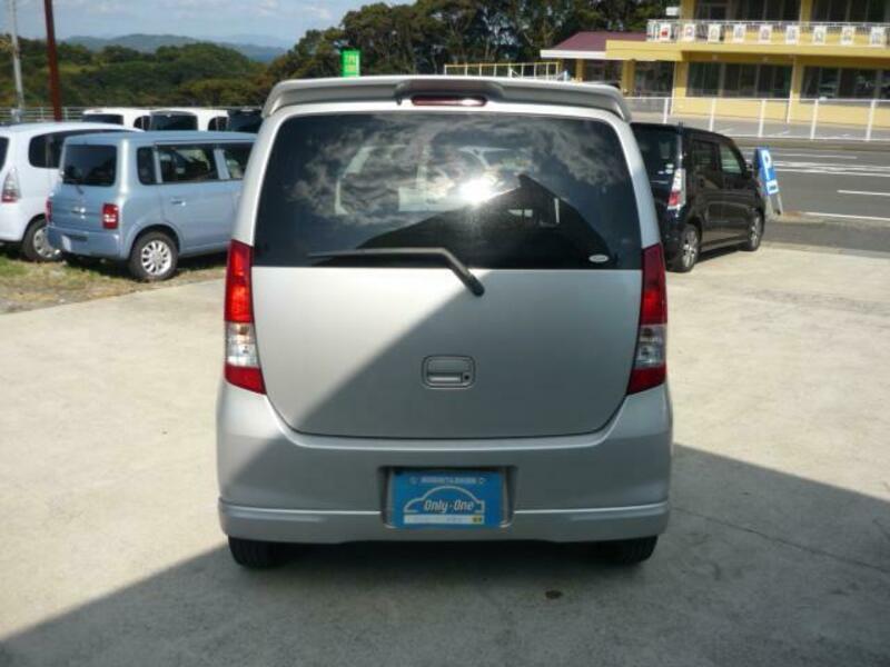 WAGON R