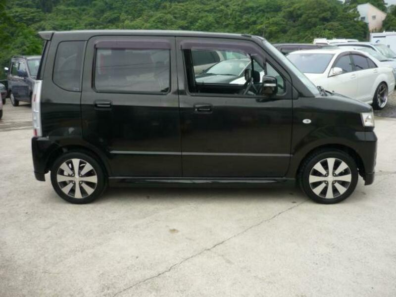 WAGON R