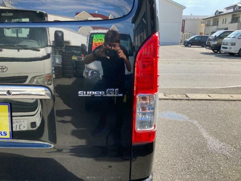 HIACE VAN