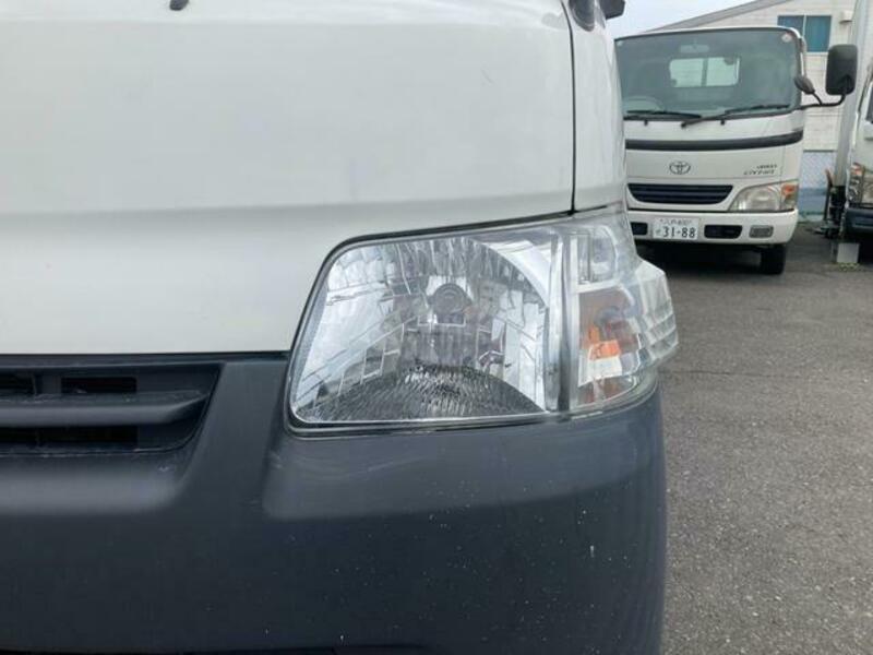 TOWNACE TRUCK
