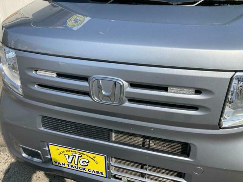 N-VAN