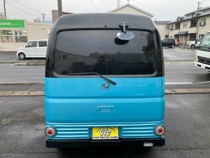 ACTY VAN