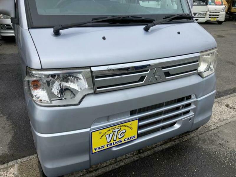 MINICAB VAN