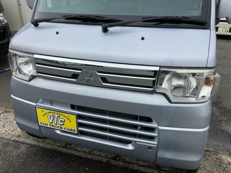 MINICAB VAN