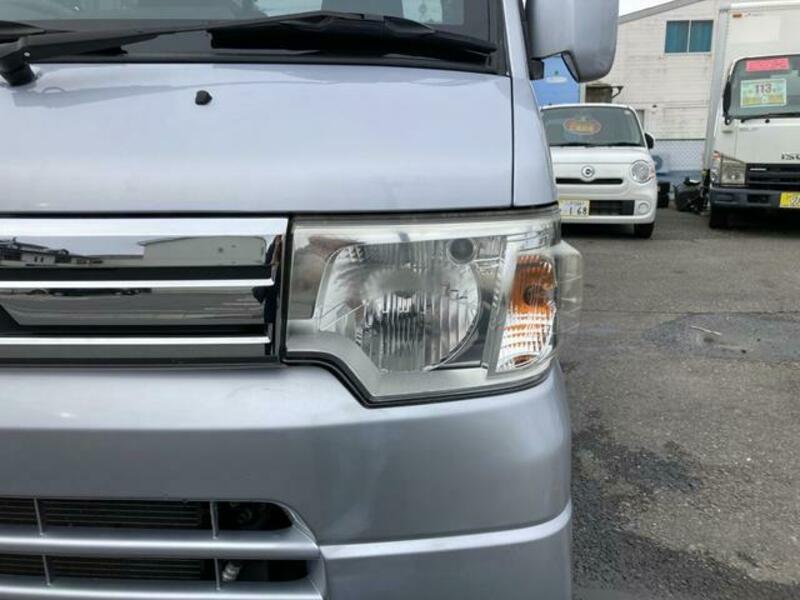 MINICAB VAN