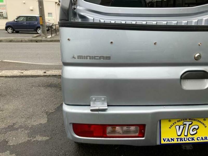 MINICAB VAN
