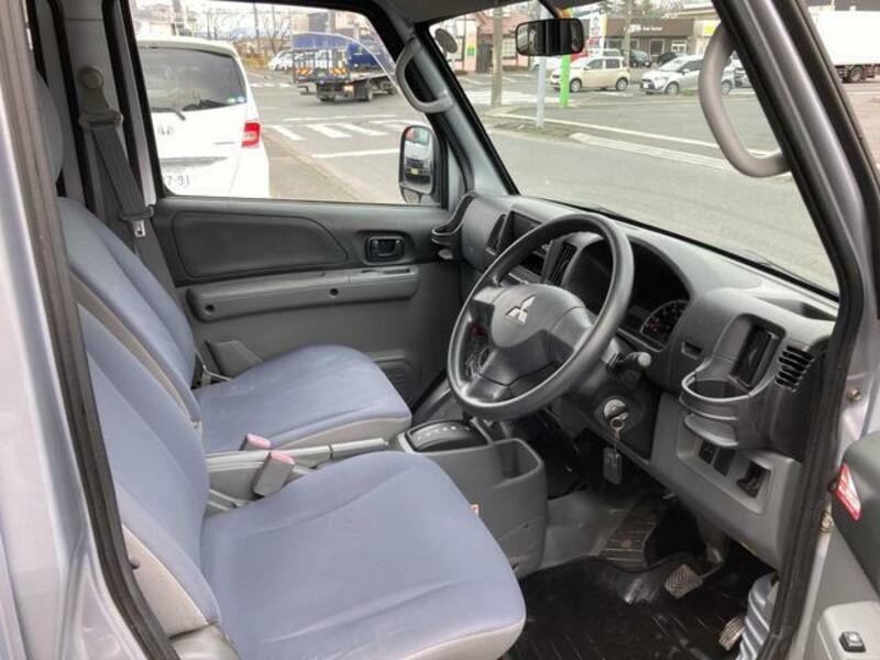 MINICAB VAN