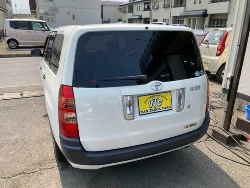 SUCCEED VAN