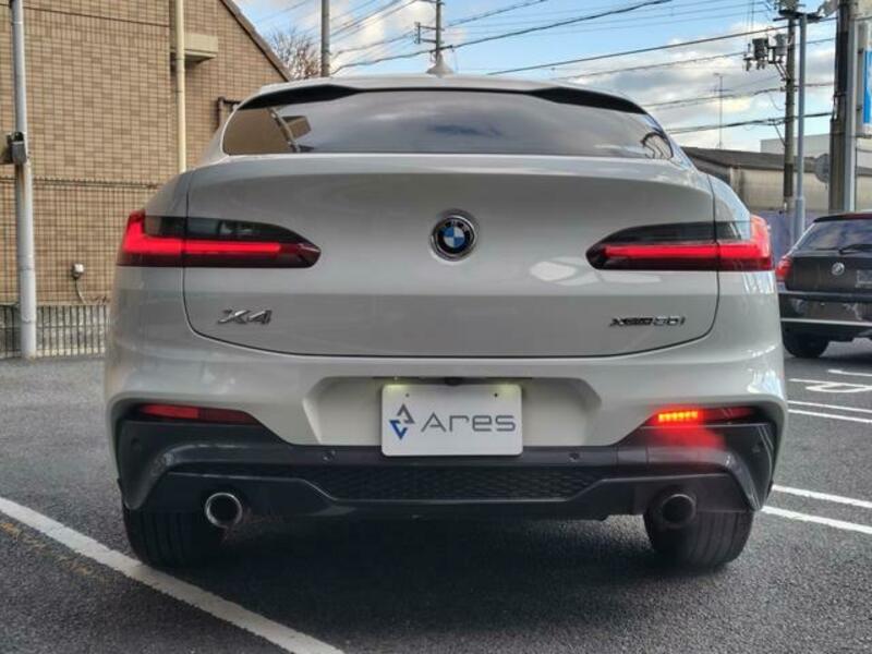 X4