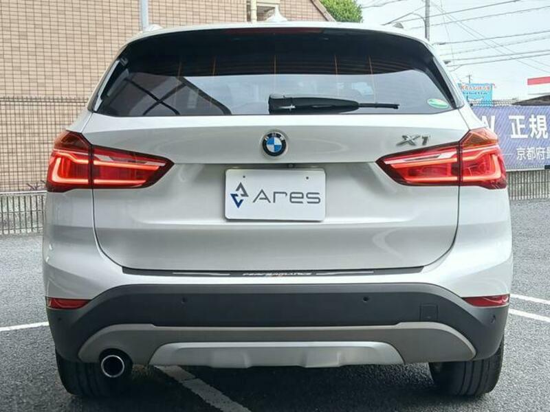 X1