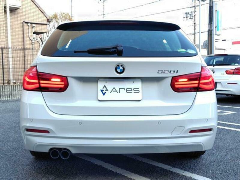 3 SERIES