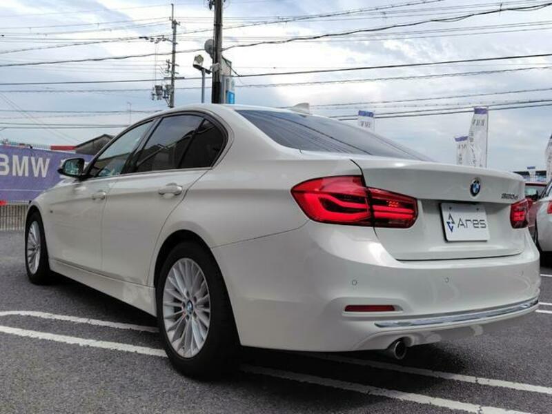 3 SERIES