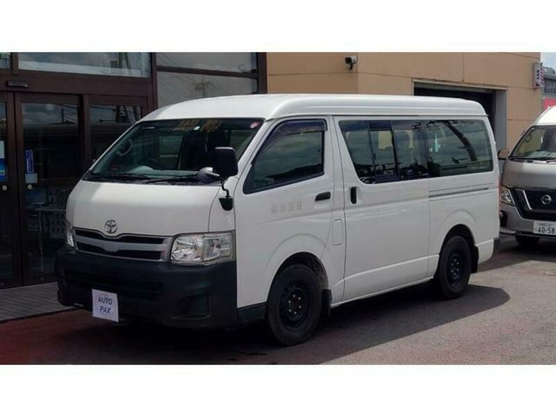 TOYOTA HIACE WAGON