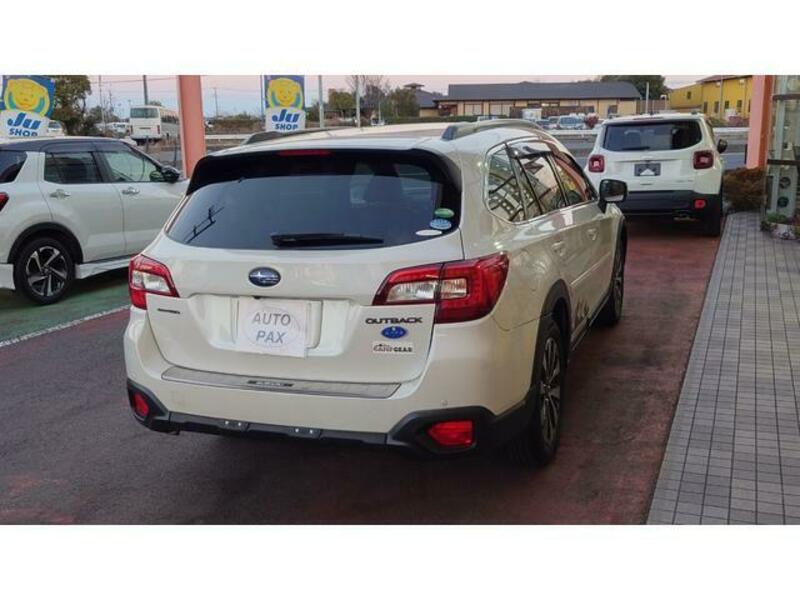 LEGACY OUTBACK